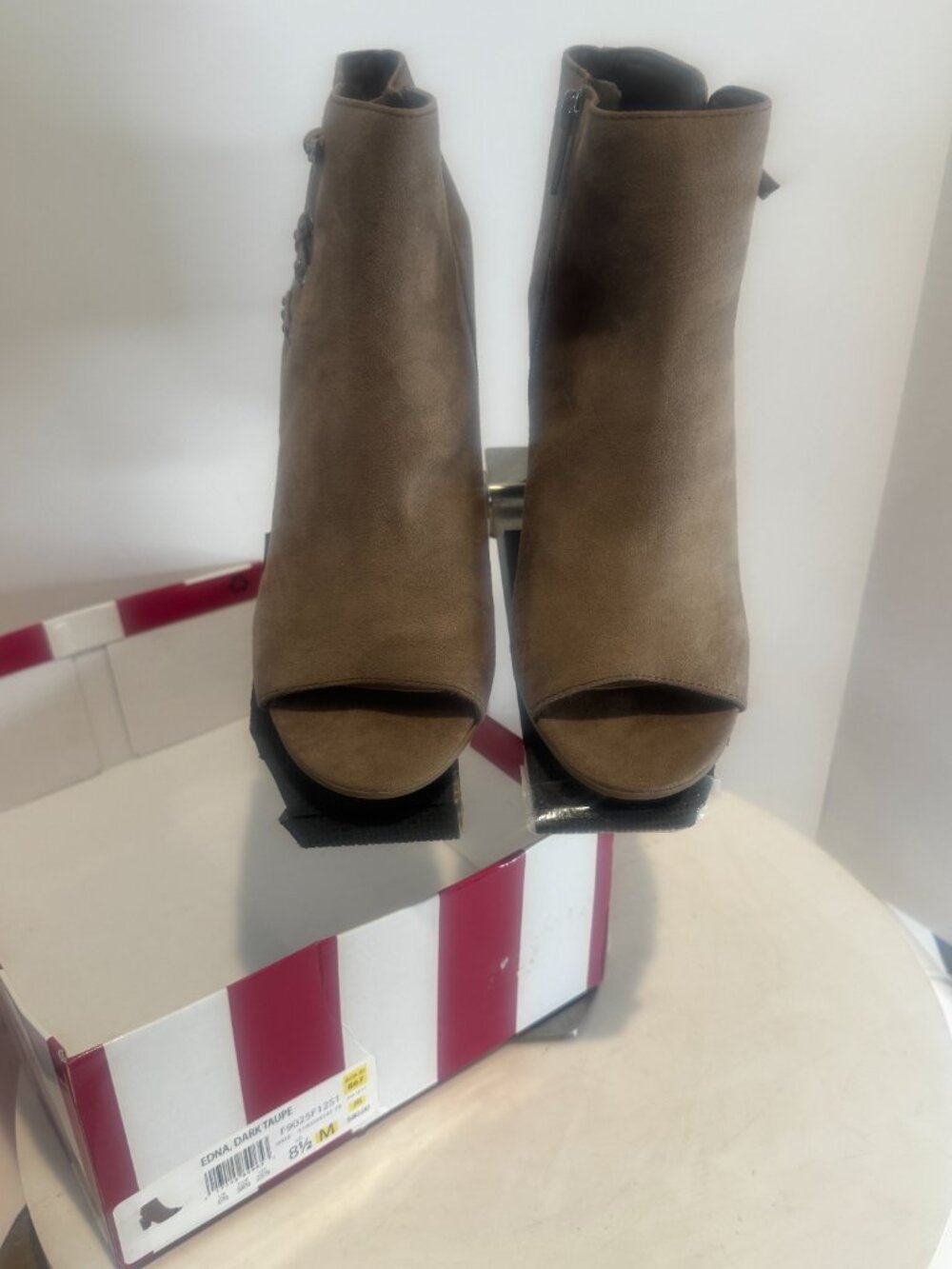 Circus by Sam Edelman Edna Dark Taupe Block Heel Sandals 8.5 New - Picture 14 of 14